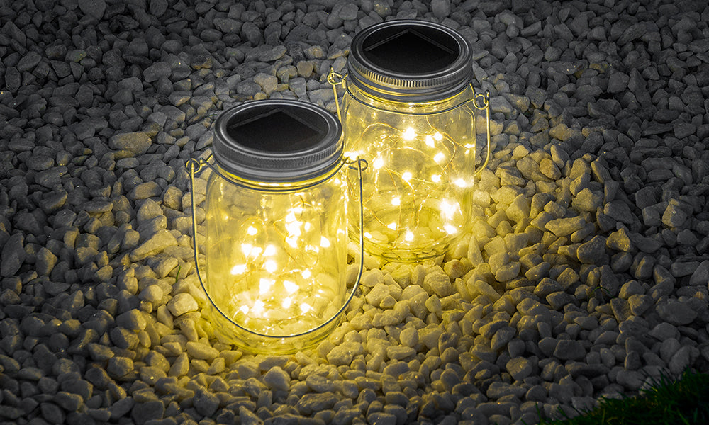 Waterproof Solar-Powered Mason Jars - DIY Decor